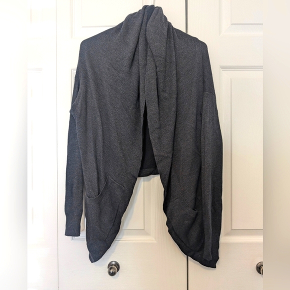 Euc Lululemon reversible knit  cardigan like 🆕 condition OS - Picture 6 of 16